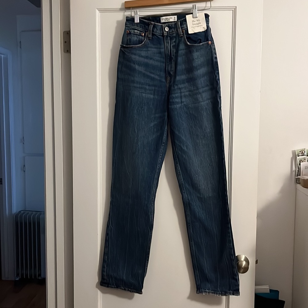 Abercrombie and Fitch 2/26 L NWT